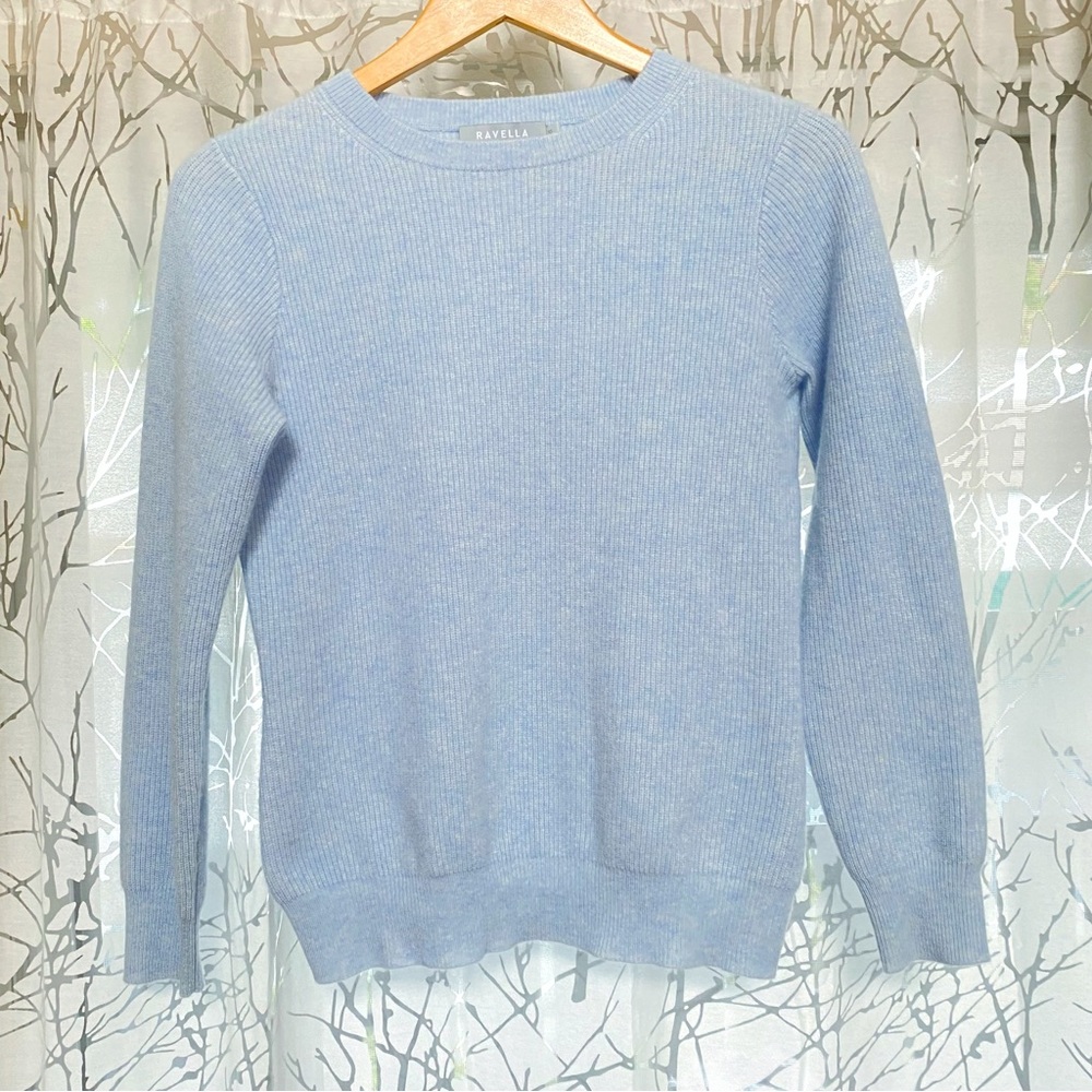 RAVELLA Camilla iced blue crewneck round neck ribbed cashmere sweater top - Picture 2 of 9